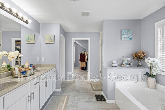 Building Photo - 2909 Estate View Ct