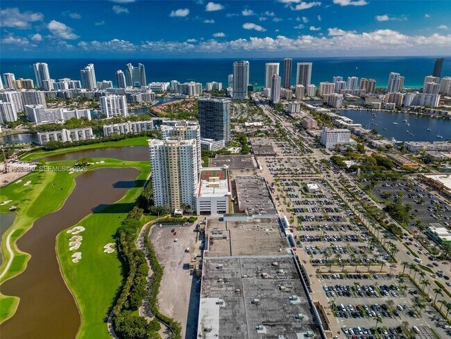 Building Photo - 1755 E Hallandale Beach Blvd