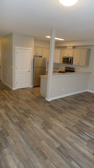 Open floor plan - 1138 R St