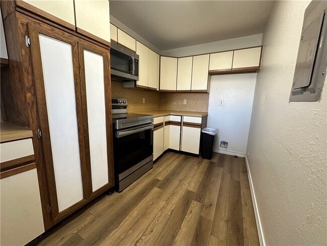 Building Photo - 738 Imperial Harbor Dr