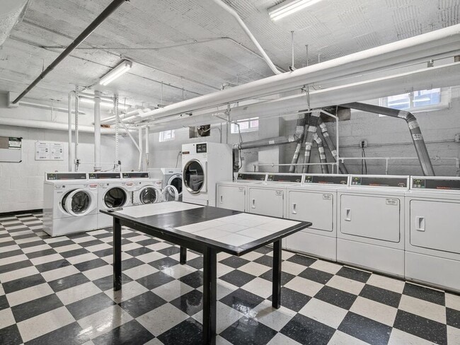 Building Photo - 2515 K St NW