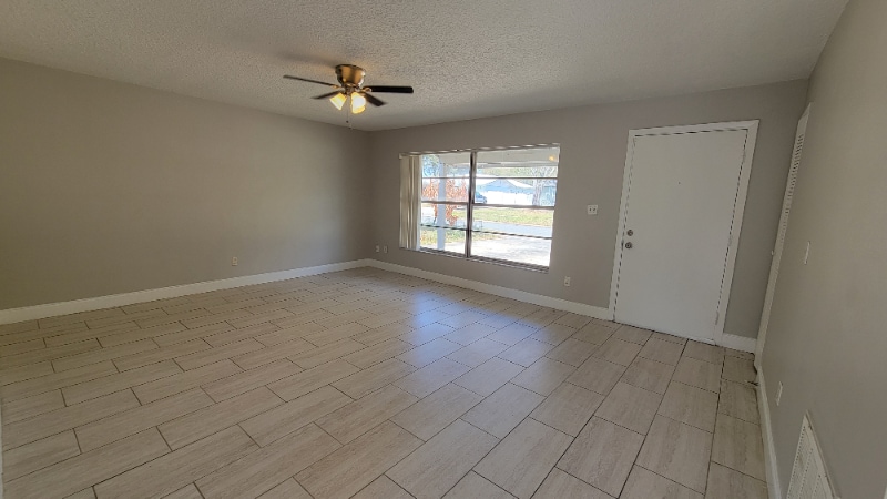 Building Photo - 419 Caballero Rd