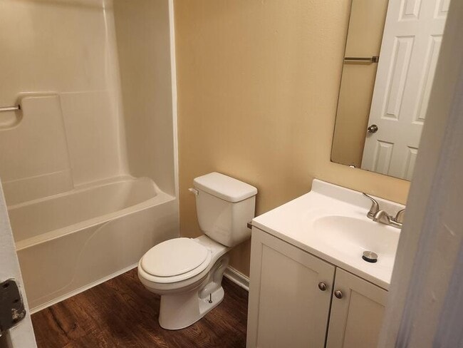 Building Photo - 1204 Topp Creek Dr