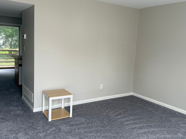 Building Photo - 120 Whitburn Pl