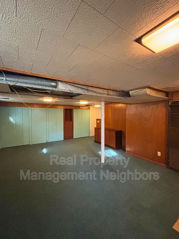 Building Photo - 3466 McCracken St