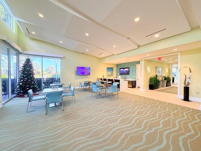 Building Photo - 2074 Dickens Terrace