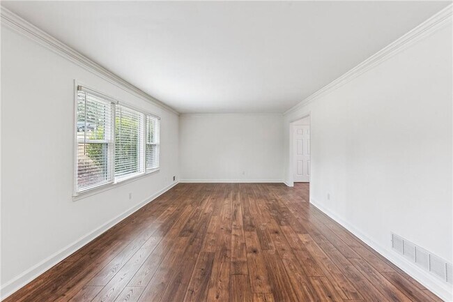 Building Photo - 1164 Fairfield Drive