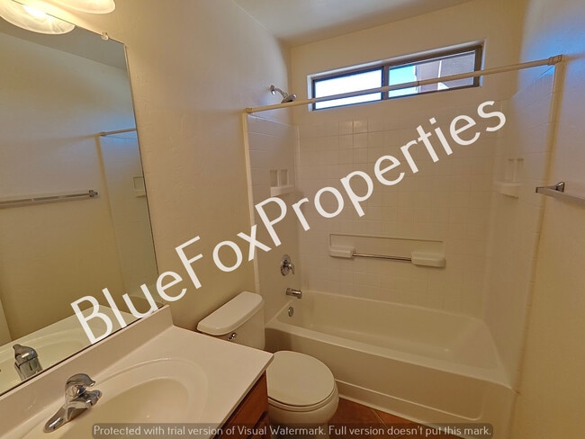 Building Photo - 60354 Alpine Way