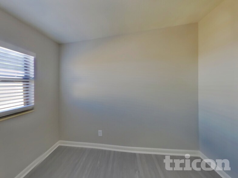 Building Photo - 11249 Emuness Rd