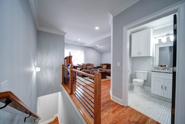 Building Photo - 119 Plantation Dr