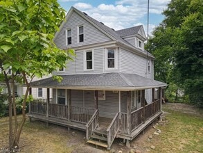 Building Photo - 39 N Balch St