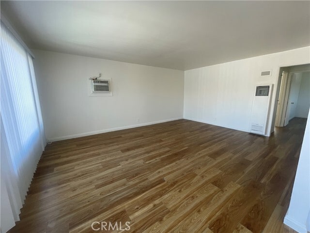 Building Photo - 4572 Canoga St