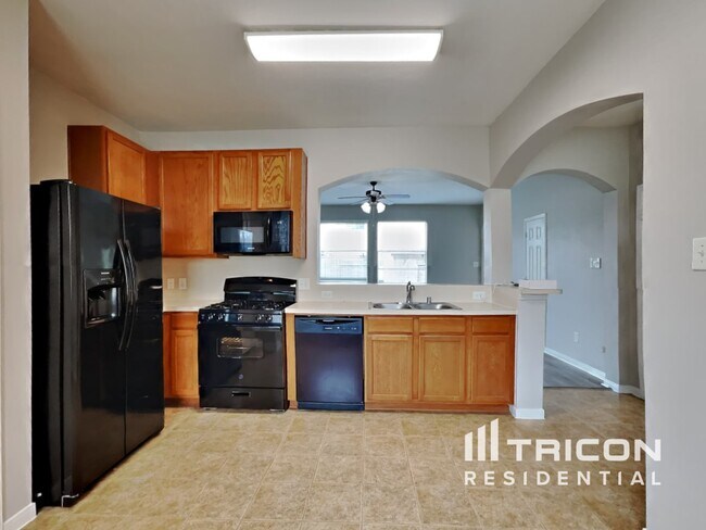 Building Photo - 4035 Mossy Spring Ln