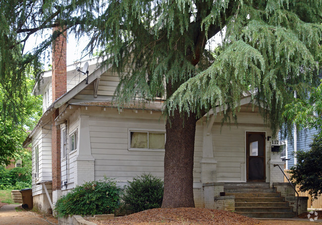 Primary Photo - 117 Chamberlain St