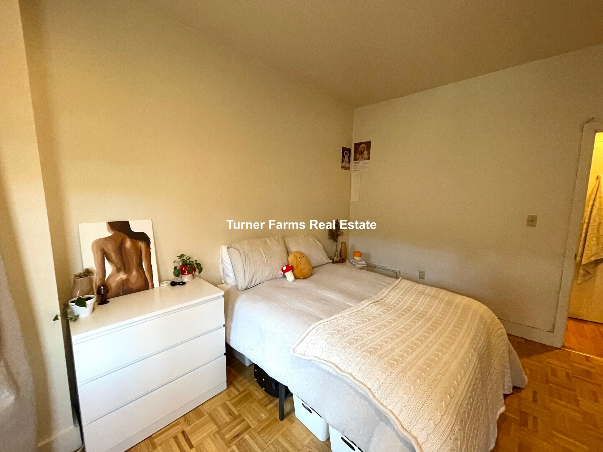 Building Photo - 616 Columbus Ave