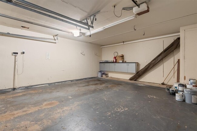 Building Photo - 1213 Red Ranch Cir