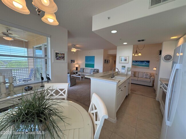 Building Photo - 6848 Toland Dr