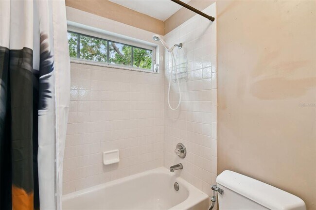 Building Photo - 17737 Esprit Dr