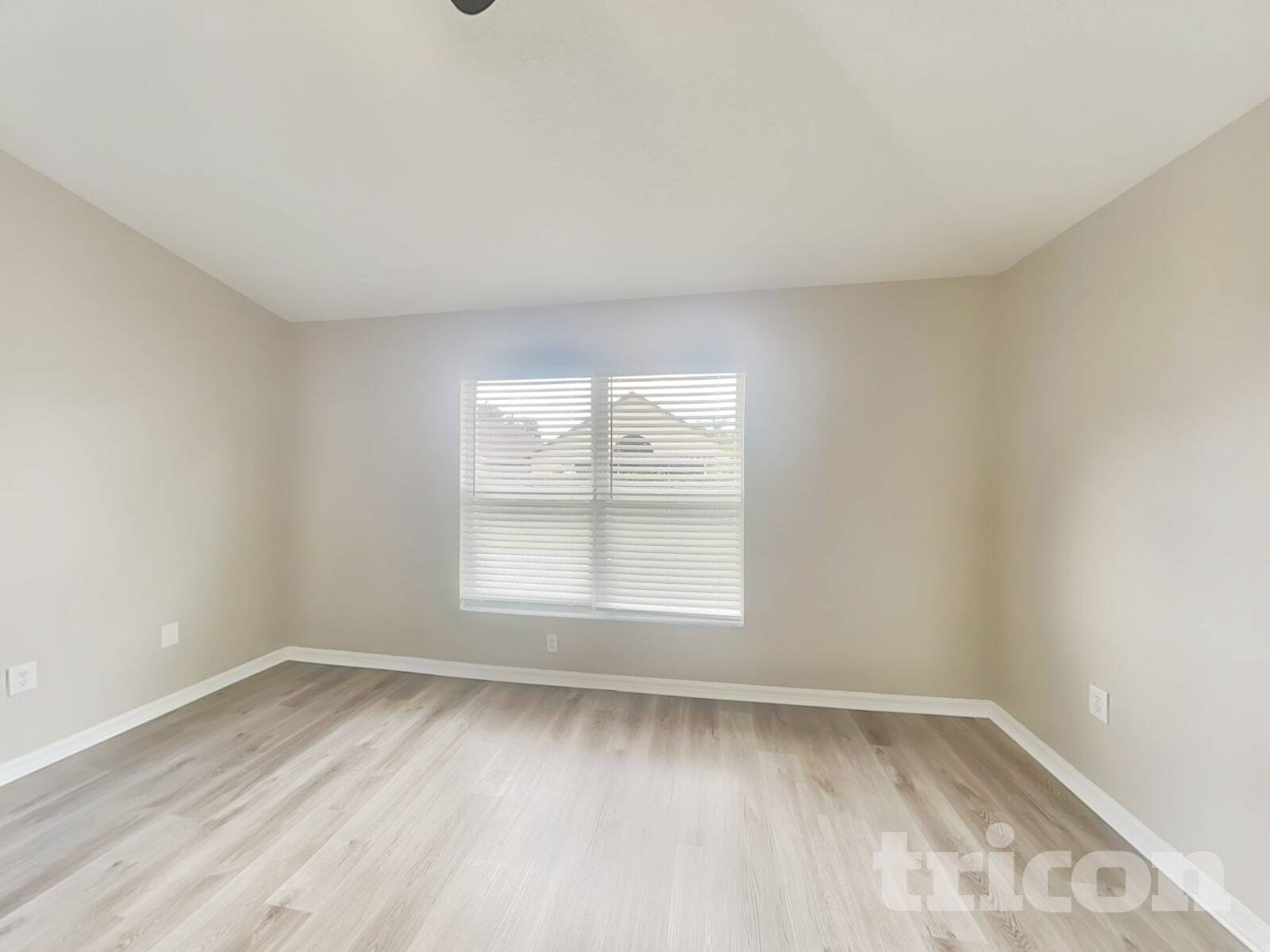 Building Photo - 29250 Yarrow Dr