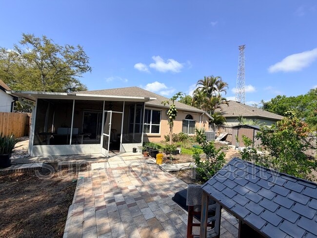 Building Photo - 8833 Cypress Hammock Dr