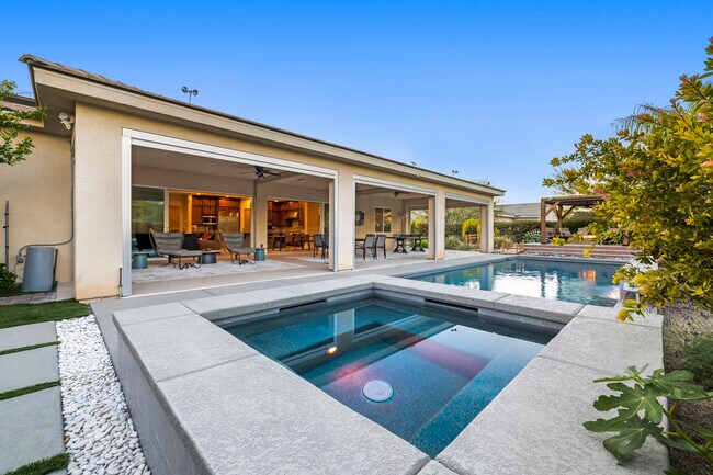 Building Photo - 8396 Sweetwater Creek Way