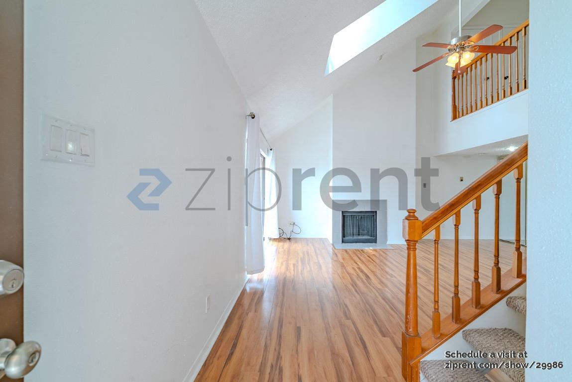 Building Photo - 2300 Old Spanish Trl