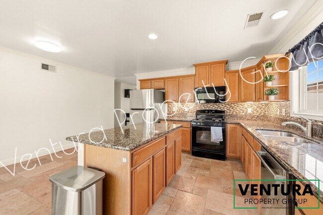 Building Photo - Charming 4-Bedroom  2B- Bath Home in Fillmore!