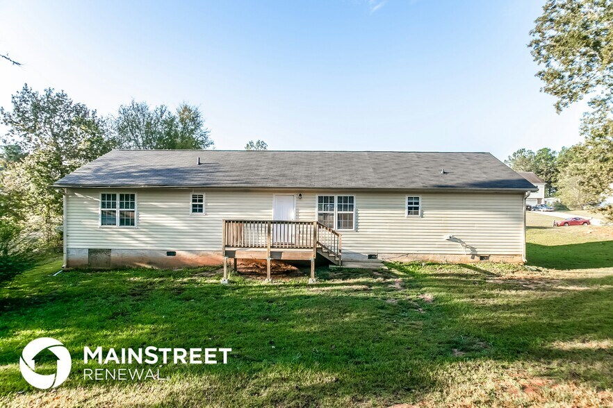 Building Photo - 145 Mountain Way