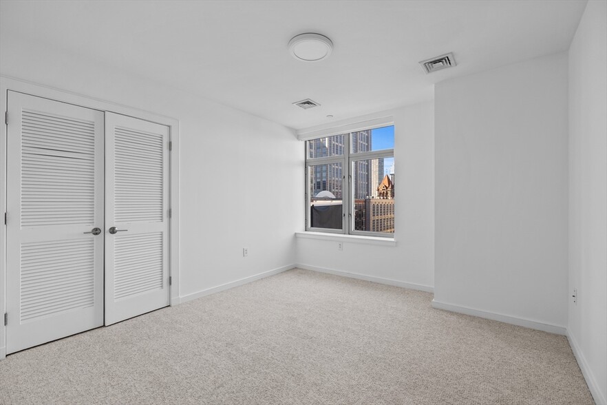 Building Photo - 425 Boylston St