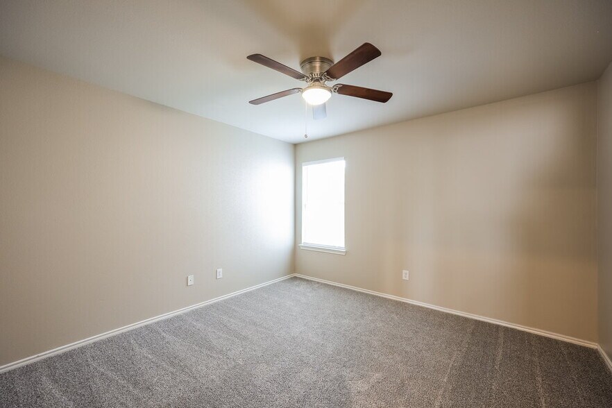 Building Photo - 3654 Archer Blvd