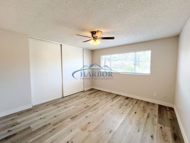 Building Photo - 2315 S Grand Ave