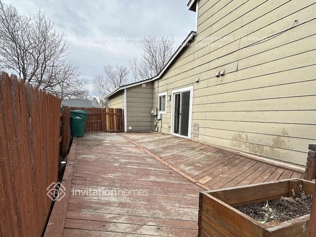 Building Photo - 17579 E Temple Dr