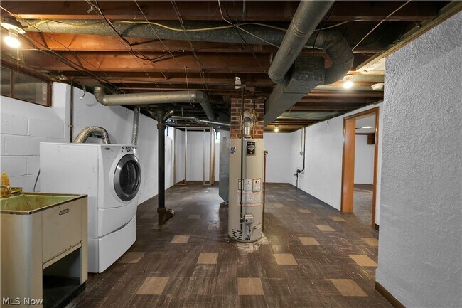 Building Photo - 3794 Salisbury Rd