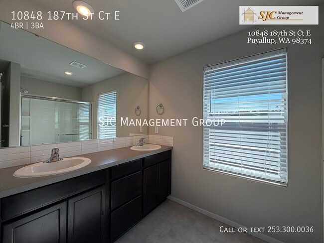 Building Photo - 10848 187 St Ct E