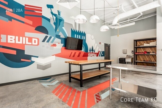 Building Photo - 2705 McGee Trafficway