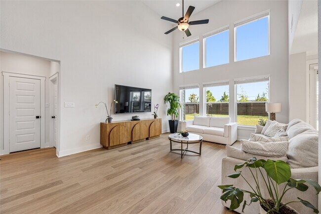 Building Photo - 15126 Boisterous Wy