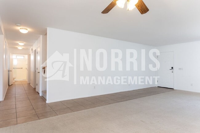 Building Photo - Large Home with Plenty of Room in Coolidge