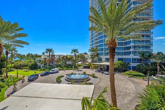 Building Photo - 50 South Pointe Dr