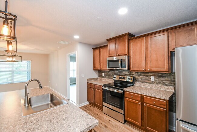 Building Photo - 3227 Canyon Falls Dr