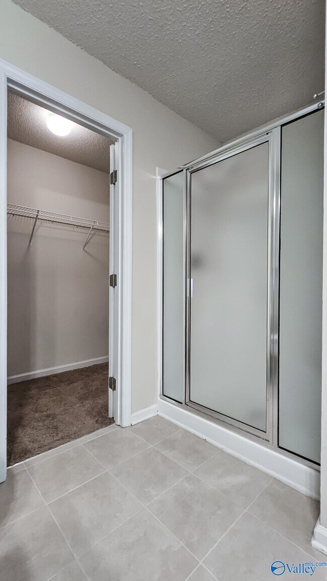 Building Photo - 111 Artesian Ln NW