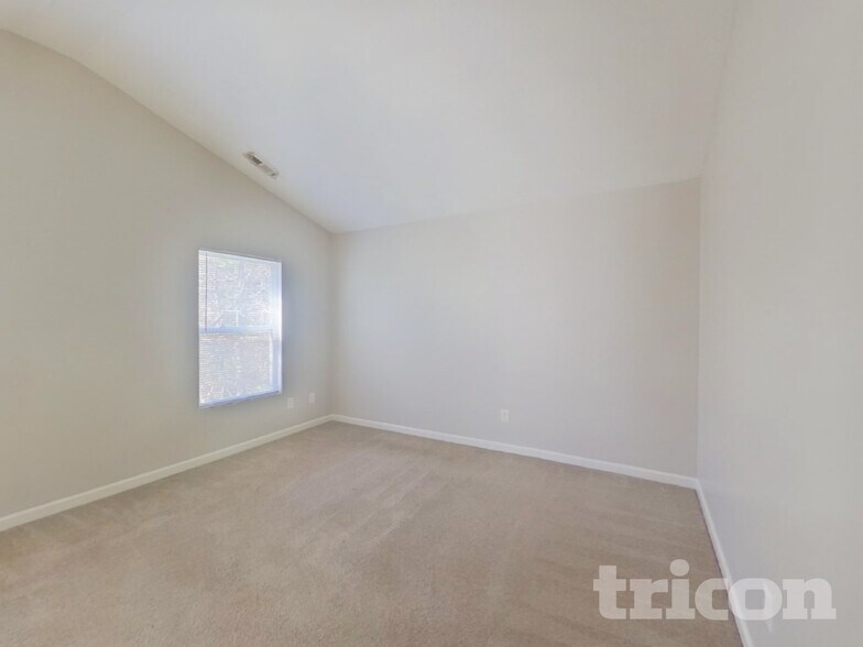 Building Photo - 1106 Stonehenge Ln