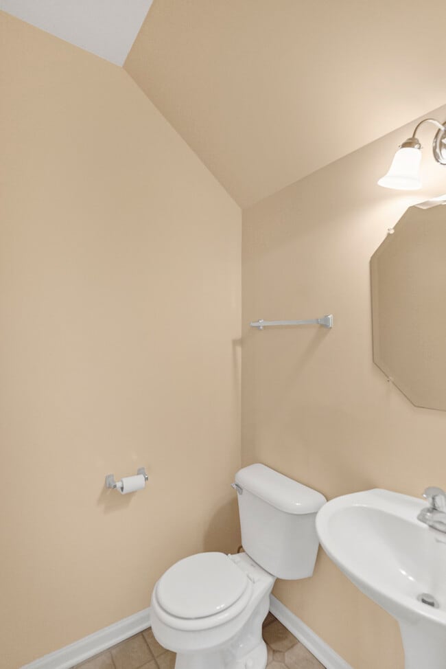 Building Photo - 573 Telluride Dr