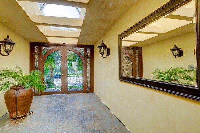 Building Photo - 4128 Whitsett Ave