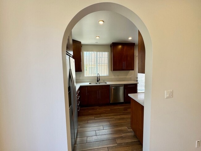 Building Photo - 8343 DUNBARTON - SHORT TERM LEASES AVAILABLE , NEWER*4 BD*3BA*TOWNHOME*PRIVATE YARD*WASHER/DRYER*