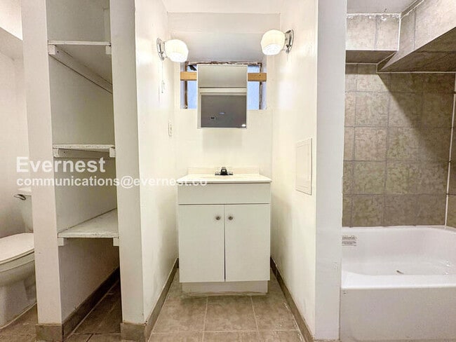 Building Photo - 5215 Muth Ave