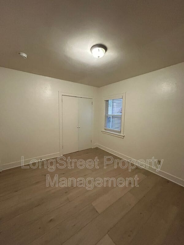 Building Photo - 11380 SW Greenburg Rd