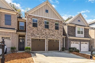 Building Photo - 2026 Brightleaf Way