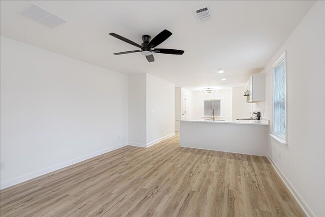 Building Photo - 4093 Twilight Ave