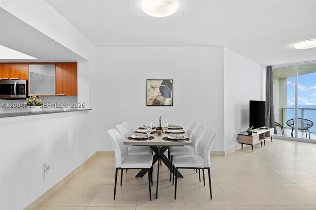 Building Photo - 16699 Collins Ave