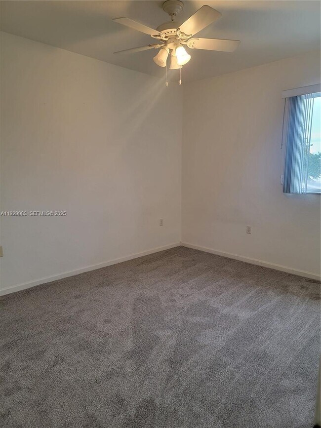 Building Photo - 2513 Stockbridge Square SW